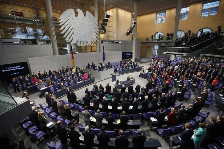 Piratas informáticos desconocidos atacaron el sistema de computación de la Cámara baja del Parlamento alemán.
